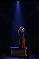 Roméo et Juliette entrelacés dans un spectacle multidisciplinaire : un