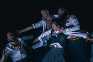 From England with Love est un hommage de Hofesh Shechter à son pays d’