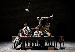 La troupe sur scène